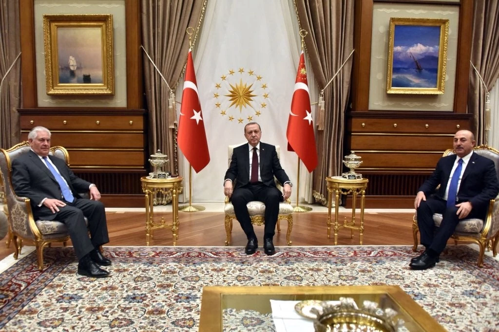 Κρίνεται η τύχη Ελλάδας-Κύπρου: Τι συνέβη στην άκρως απόρρητη συνάντηση ΗΠΑ-Τουρκίας: Το ξύλο, οι υποσχέσεις, οι απειλές και οι κυρώσεις